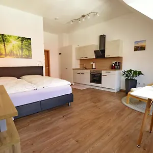 Pretti - Neues Modern Eingerichtetes - Mitten Im Stadtzentrum Apartment